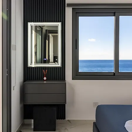 Hiddengems Residences 202 - The Lxr Penthouse - Pool & Steps