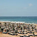 Apartment Hiddengems Residences 202 - The Lxr Penthouse - Pool & Steps Paphos