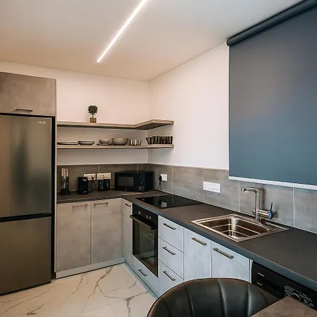 Appartamento Hiddengems Residences 202 - The Lxr Penthouse - Pool & Steps *