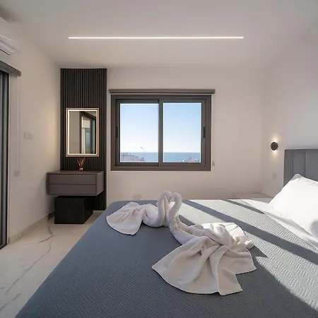 דירה Hiddengems Residences 202 - The Lxr Penthouse - Pool & Steps