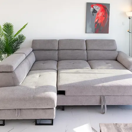 Hiddengems Residences 202 - The Lxr Penthouse - Pool & Steps Apartman